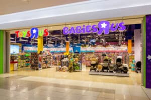 Toys R Us - Mimosa Mall - Upper Retail Level